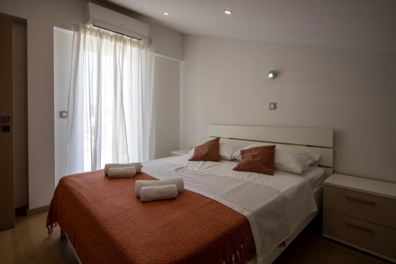 Lumaja Luxury Apartman ビオグラード・ナ・モル エクステリア 写真