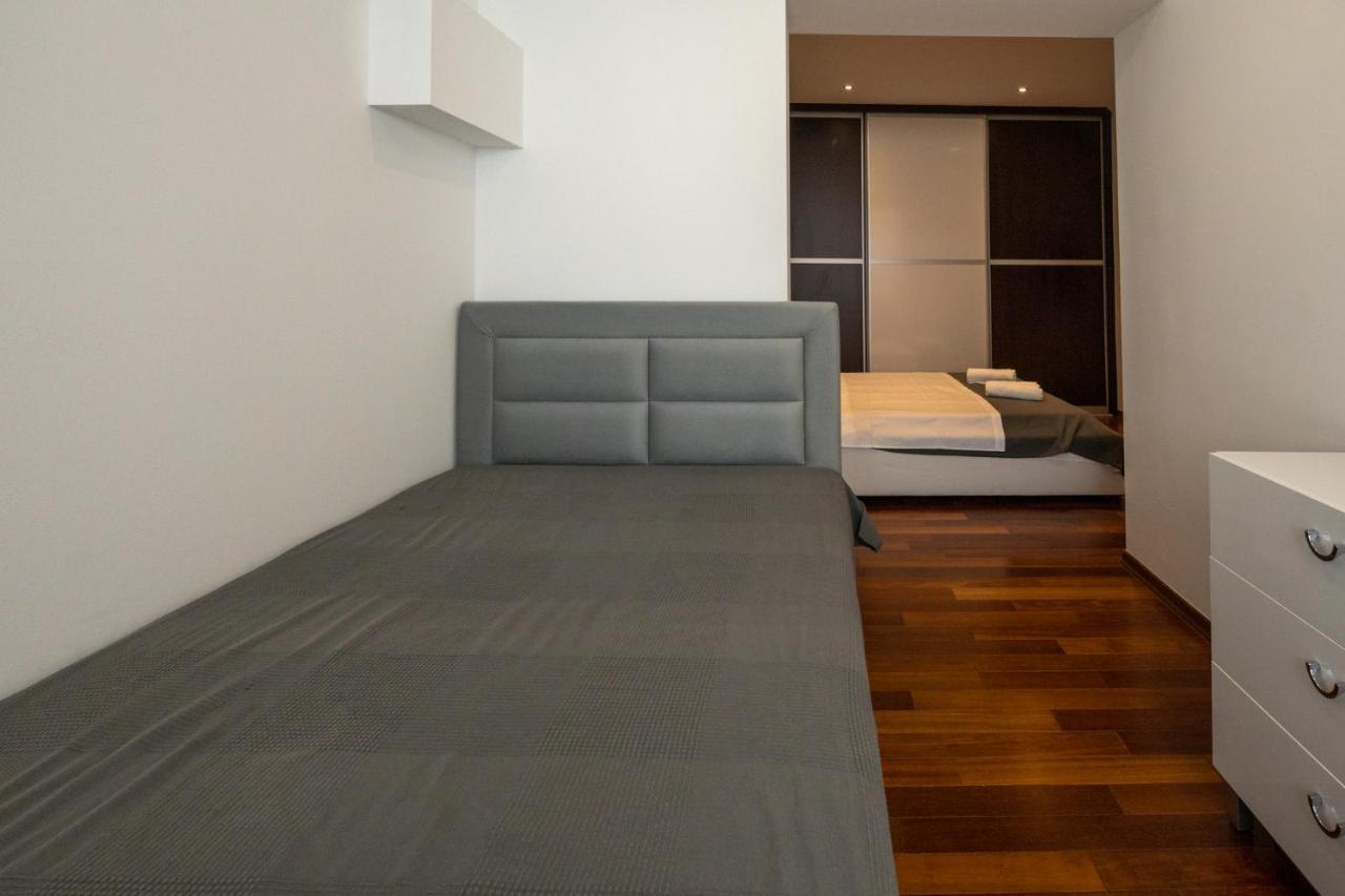 Lumaja Luxury Apartman ビオグラード・ナ・モル エクステリア 写真
