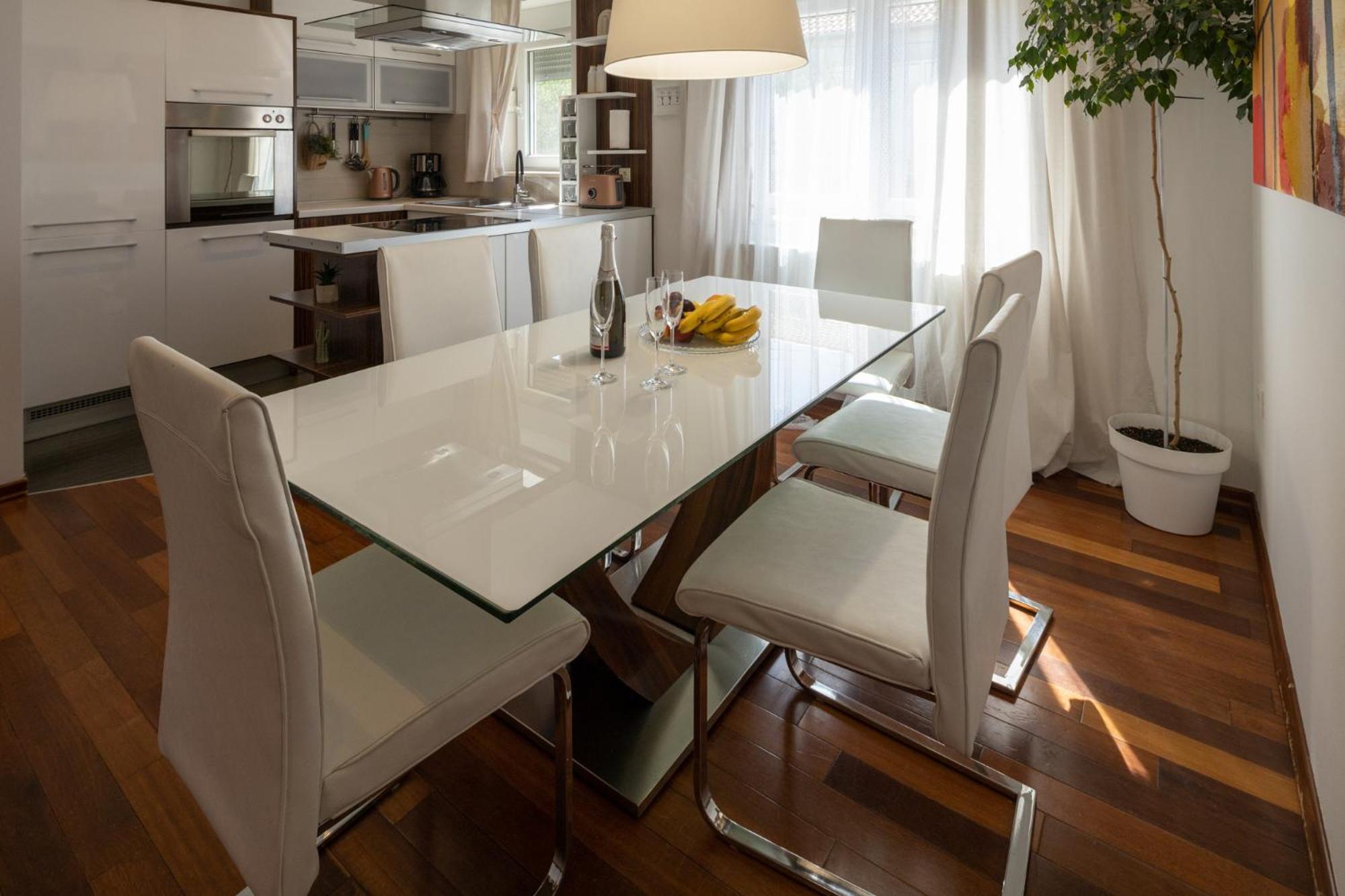 Lumaja Luxury Apartman ビオグラード・ナ・モル エクステリア 写真
