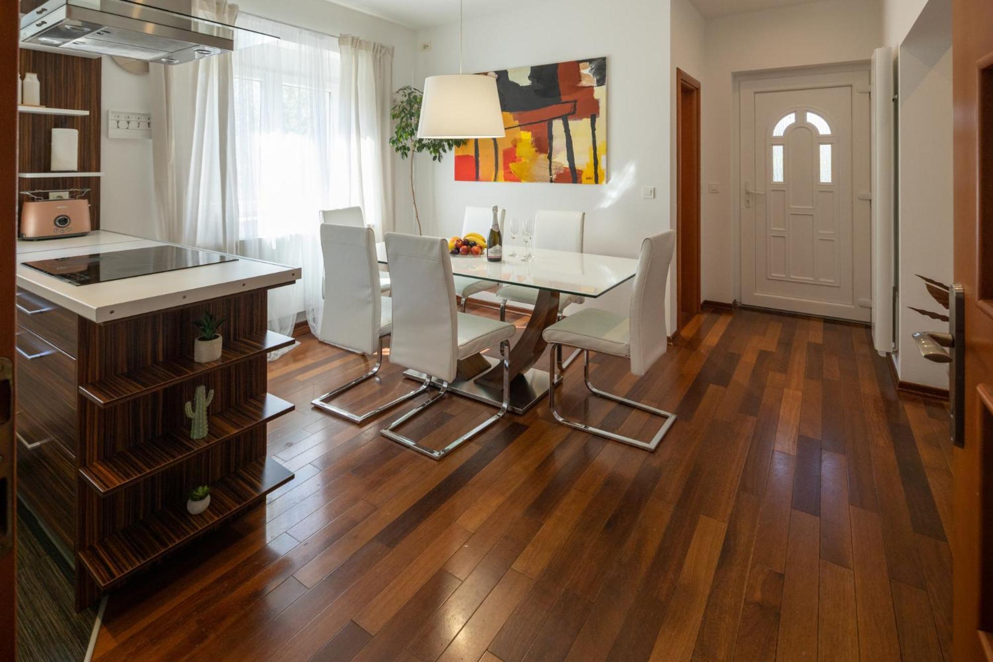 Lumaja Luxury Apartman ビオグラード・ナ・モル エクステリア 写真
