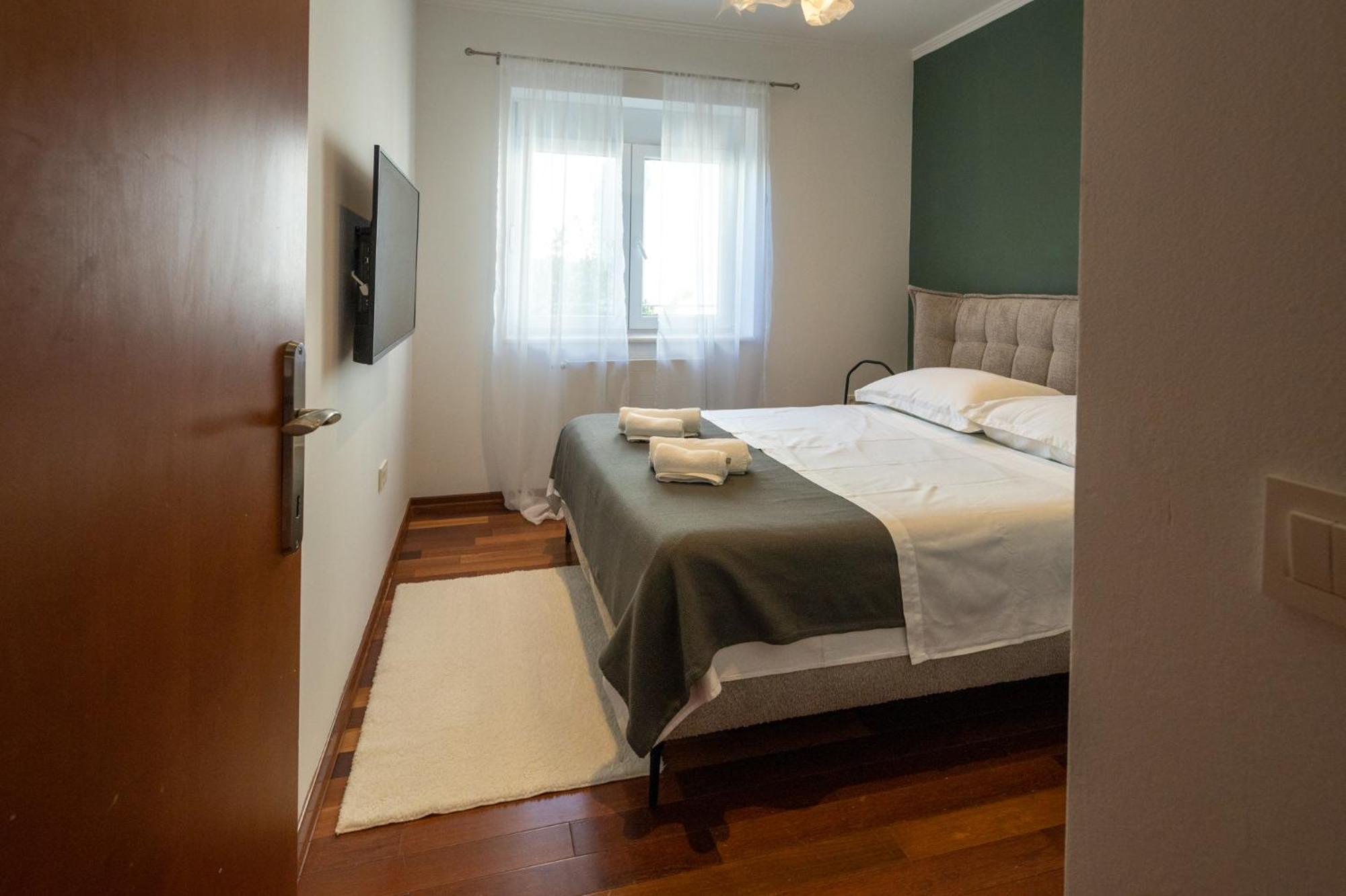 Lumaja Luxury Apartman ビオグラード・ナ・モル エクステリア 写真